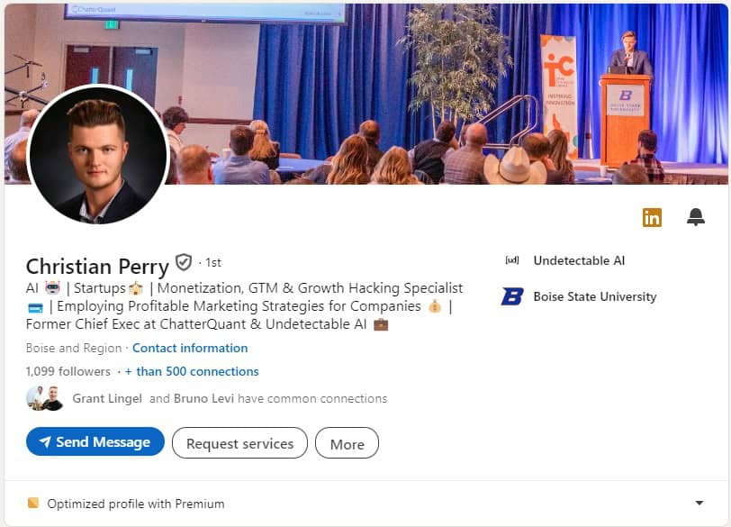 Perfil do CEO da Undetectable AI no LinkedIn