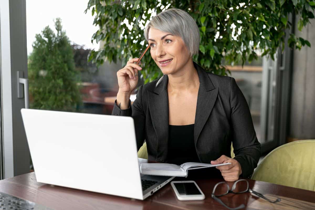 Mock-up business woman working