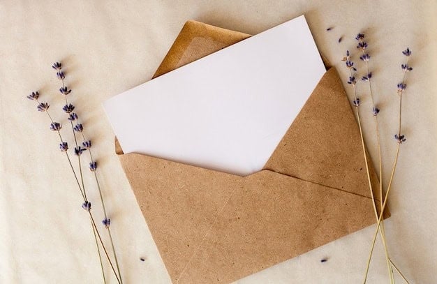 What to Write in a Graduation Card (Examples & Writing Tips) card
