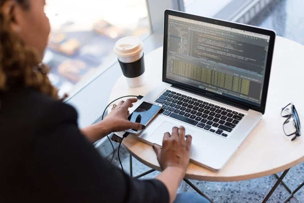 ¿Cuánto pagan los trabajos tecnológicos? Carreras tecnológicas bien pagadas 4 ¿Cuánto pagan los empleos tecnológicos? Carreras tecnológicas bien pagadas ¿Cuánto pagan los trabajos tecnológicos?