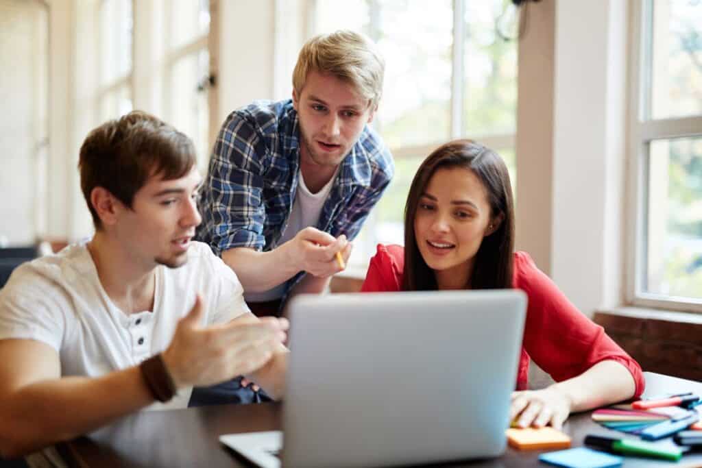 ChatGPT-Generated Content: What Are the Potential Risks? chatgpt-generated content