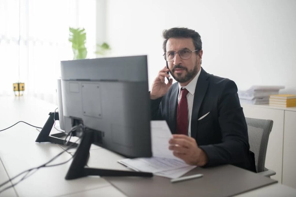 What Is a Corporate Job? Pros, Cons & Career Tips what is a corporate job