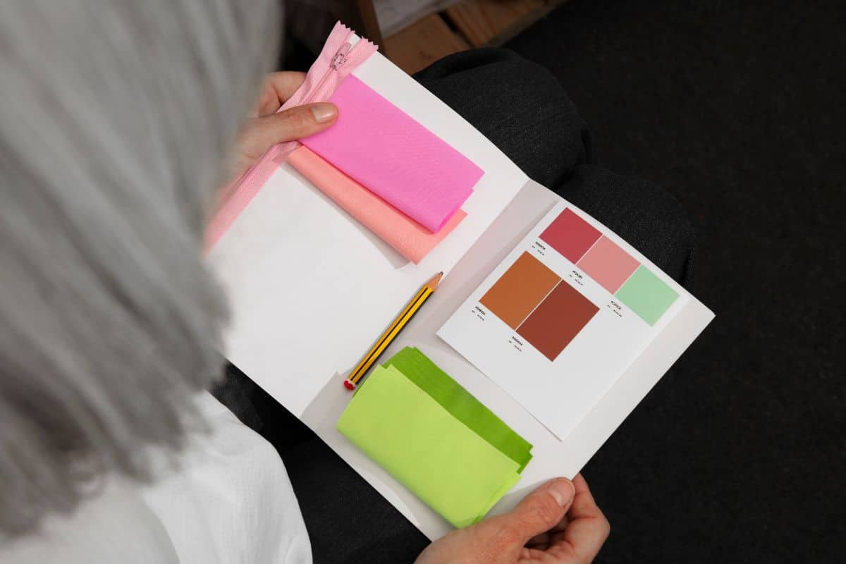 Qu'est-ce qu'un guide de style ? Guide complet et exemples