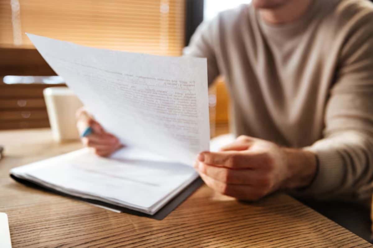 Wie man ein Anschreiben für ein Praktikum schreibt + Beispiele