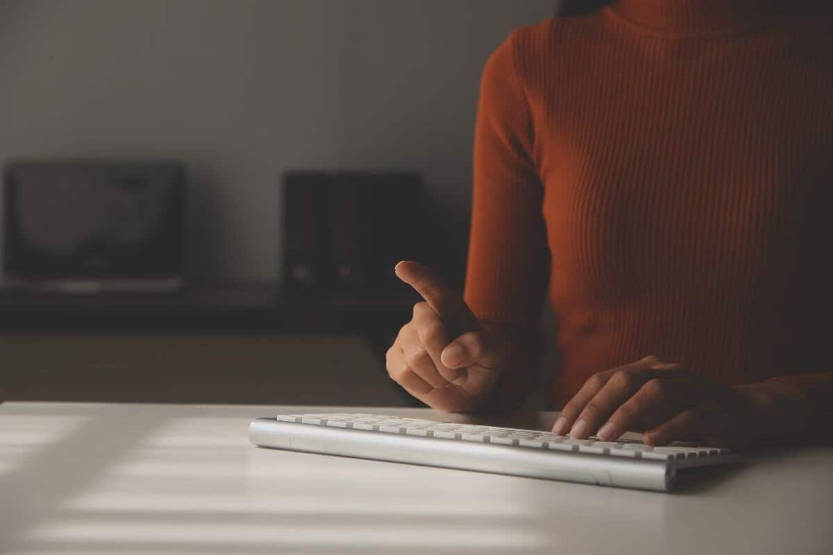 Como melhorar os resultados usando o guia do gerador de prompts de IA