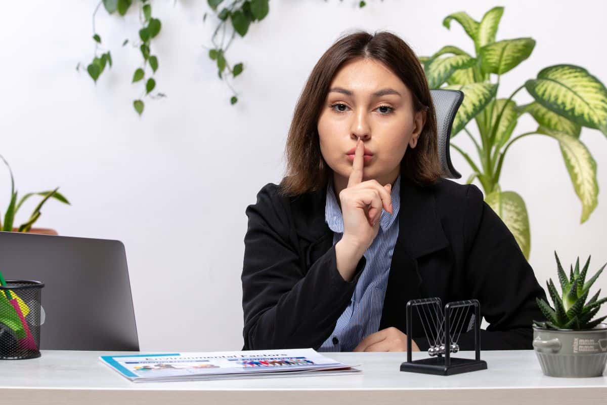O que é sibilância? Definição e usos
