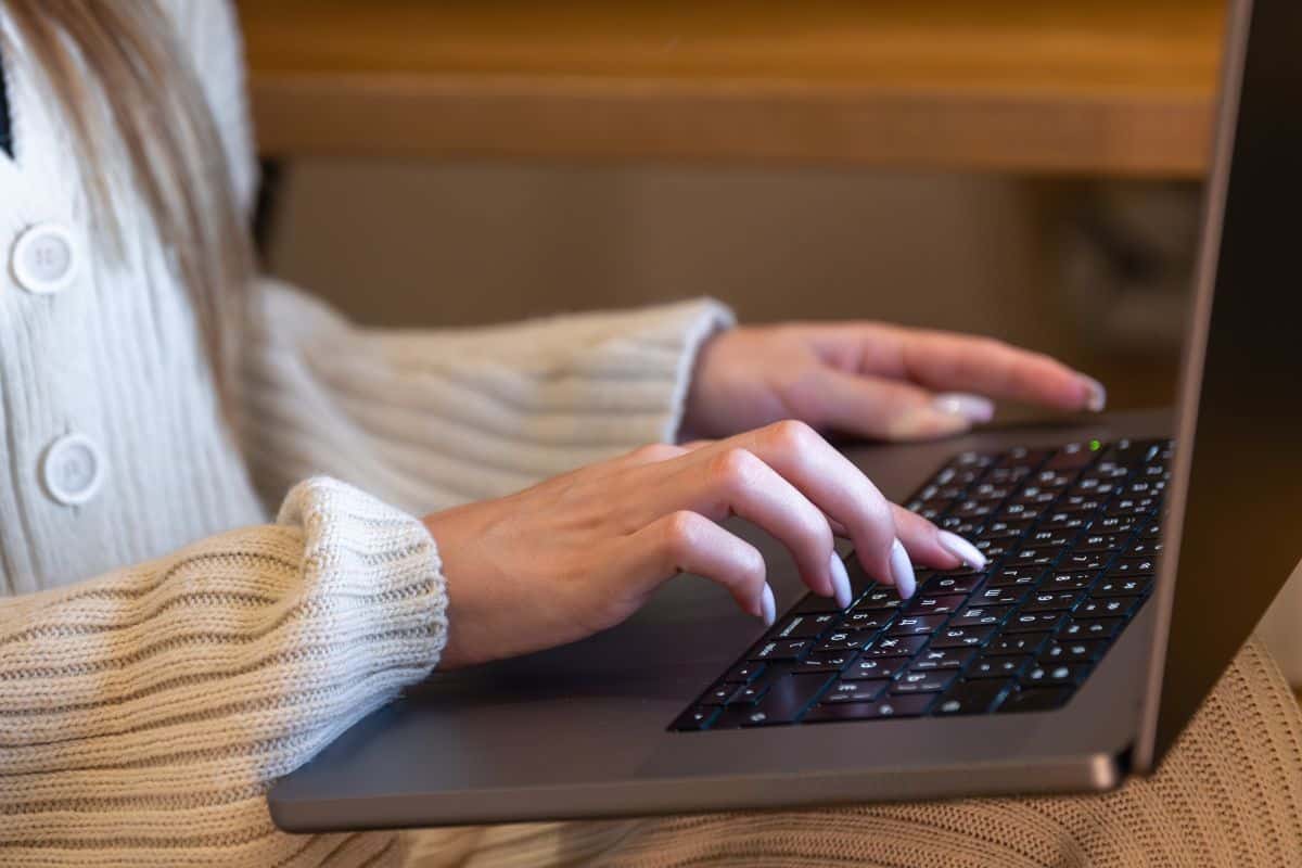Como pedir um aumento por e-mail (modelos incluídos)